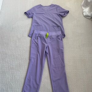 Figs Lavender Scrub Set with Green Accent